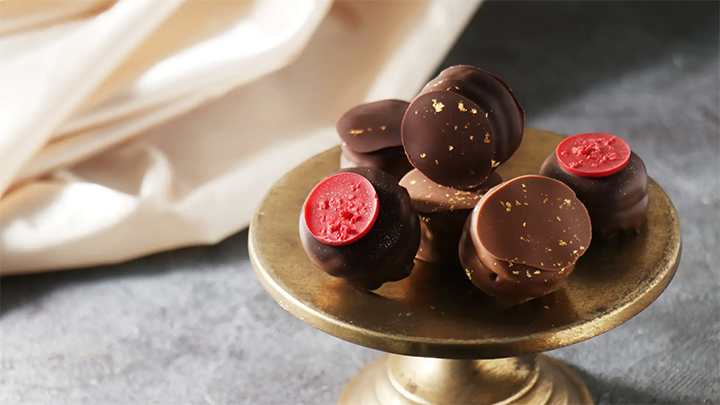 「セバスチャン・ブイエ」がチョコレートの祭典 サロン・デュ・ショコラ 2026に出店。フランス・リヨンの名匠ベルナシオンとのコラボレーションによる、至極の限定ショコラスイーツも。